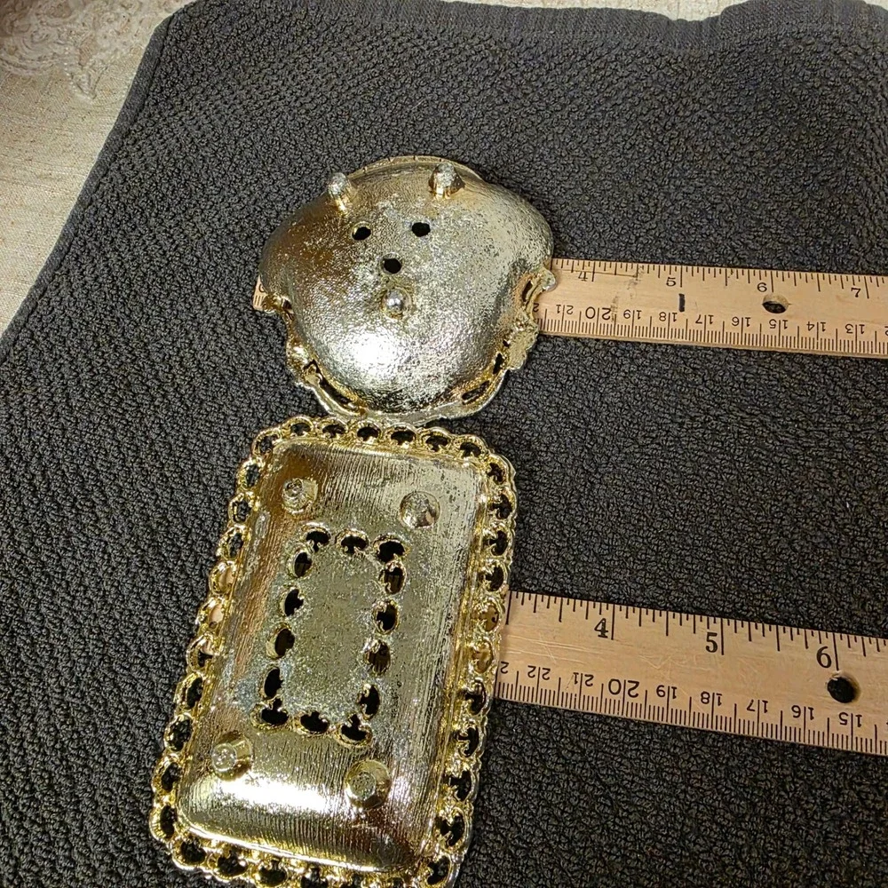 Trinket Soap Dish Set Gold Hollywood Regency Ornate Metal Footed 2pc